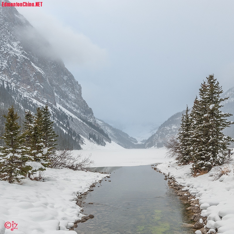 Lake-Louise-02.jpg