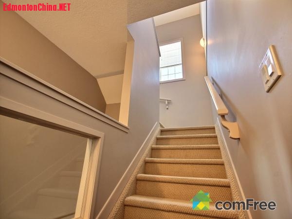 staircase-condo-for-sale-terwillegar-south-alberta-big-4238505.jpg