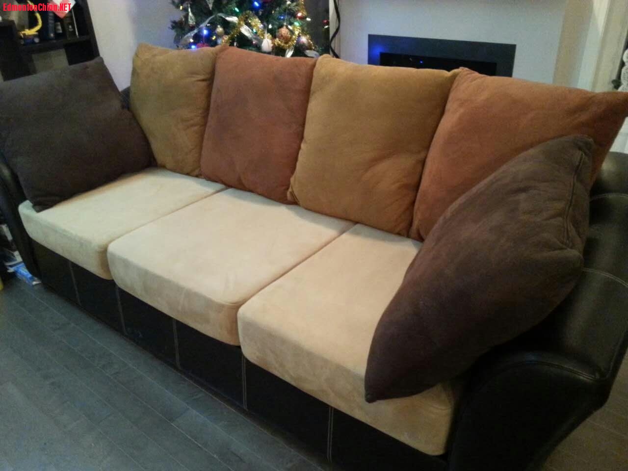 Sofa 1.jpg