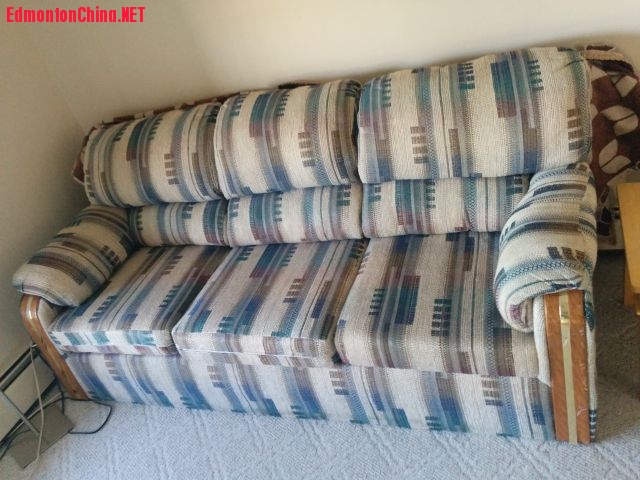 sofa1.jpg