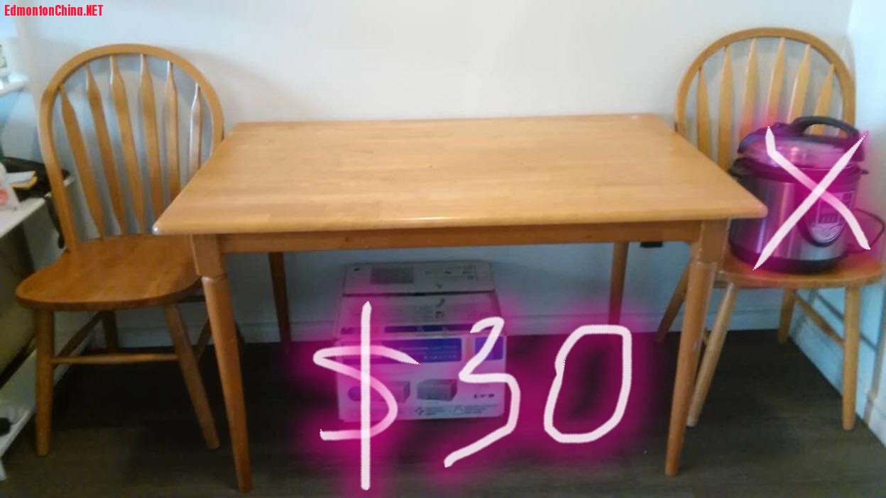 dinning table.jpeg